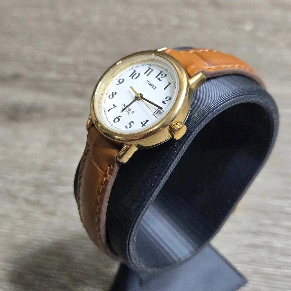 Timex Easy Reader T2J761 Women's Gold Tone Watch Date Indiglo Genuine Leather S7